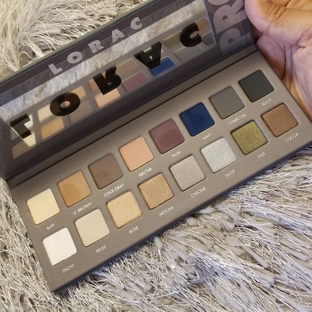 Lorac Pro eyeshadow Palette
